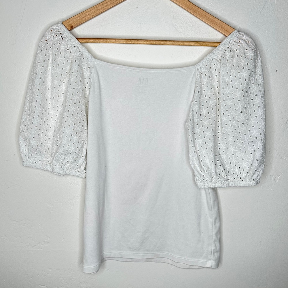 GAP‎ Modern Tee White Eyelet Puff Sleeve Square Neck Top Size Large Boho - Picture 3 of 5